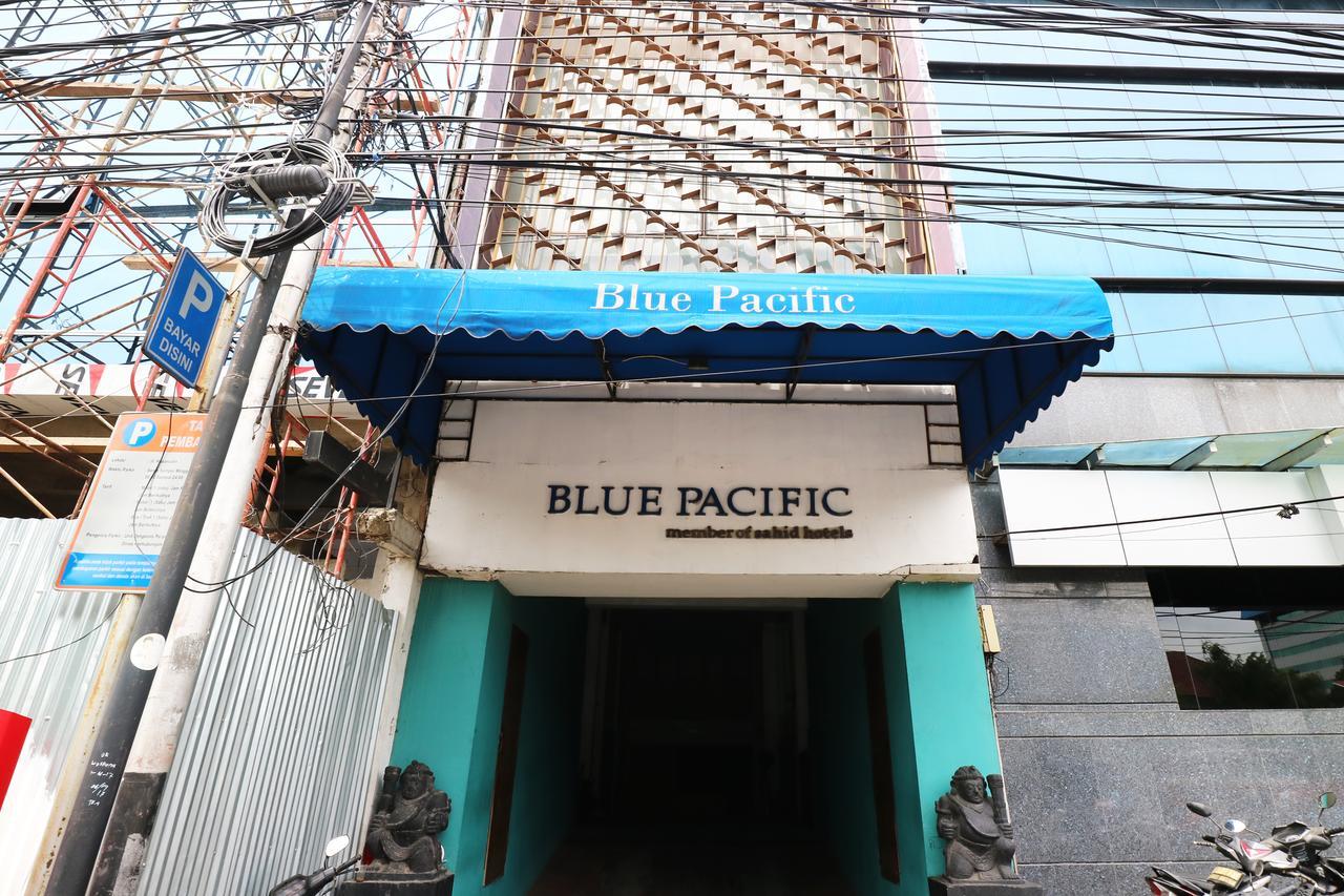 Hotel Blue Pacific Giacarta Esterno foto
